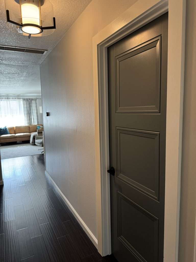 Keels Way Hallway Before (5)